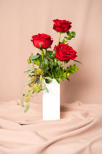 Load image into Gallery viewer, Trio Ecuadorian Roses
