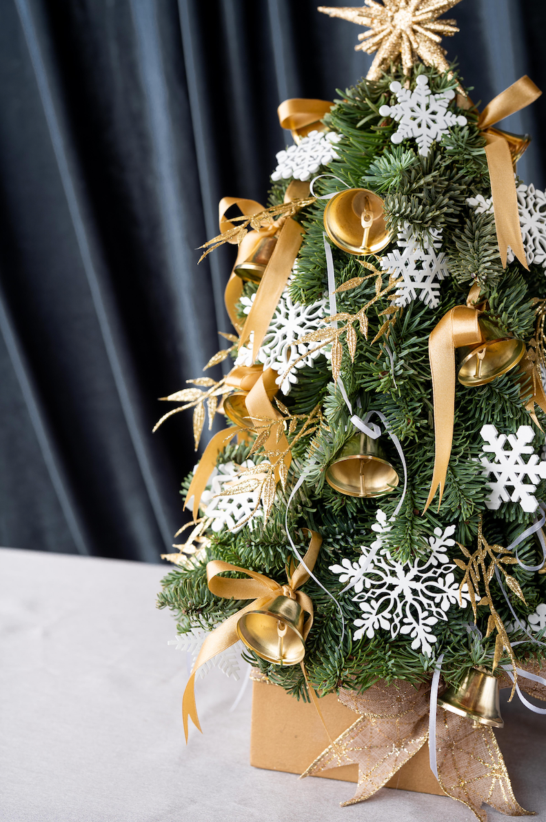 Mini Tree Ornaments (Snowflakes)